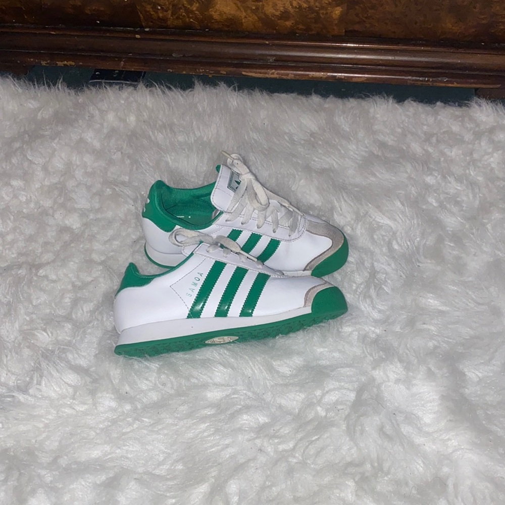 Kids shoes